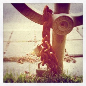 Bike chain lock